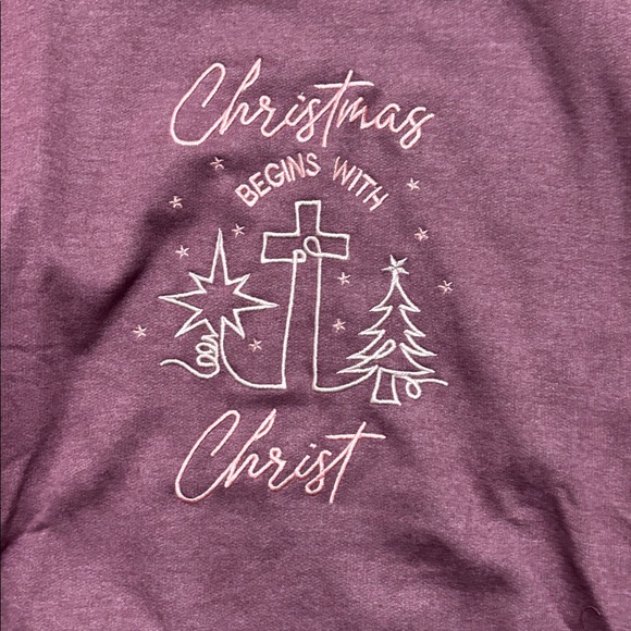 Burgundy Christmas Crewneck Sweatshirt size medium - Picture 2 of 3